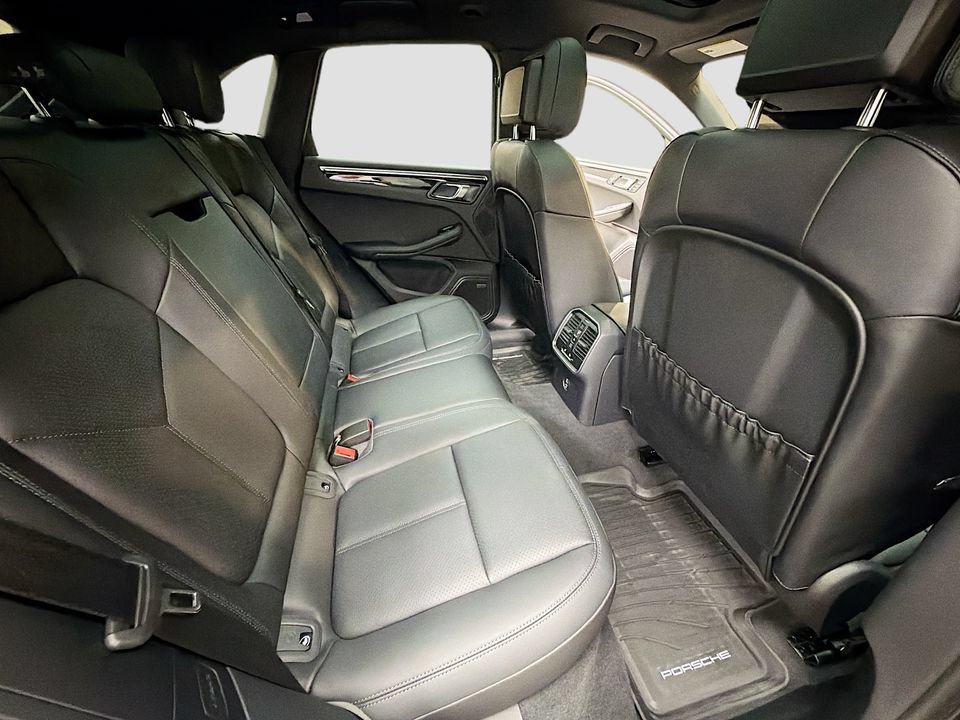 New 2026 Porsche Macan AWD/4WD image 29