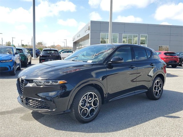 New 2025 Alfa Romeo Tonale image 2