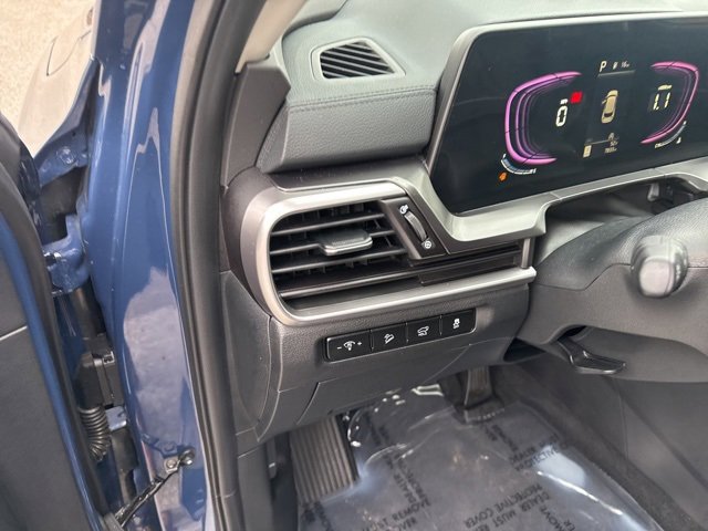 Used 2025 Kia Telluride S image 73