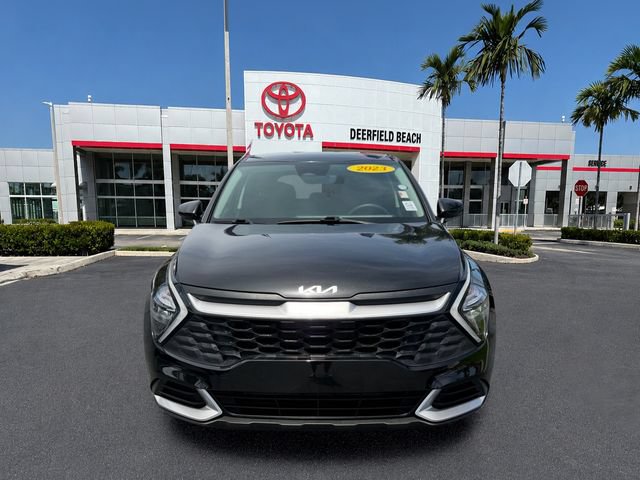 Used 2023 Kia Sportage LX FWD image 2