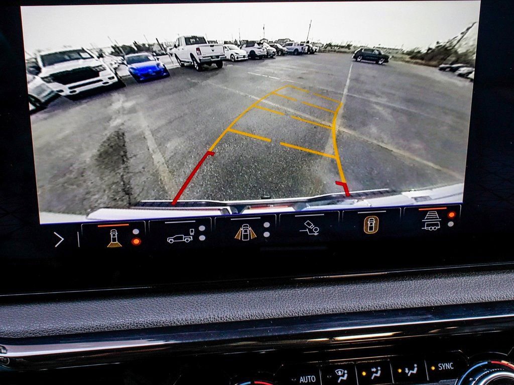 Used 2024 GMC Sierra 1500 AT4 w/ Technology Package image 19