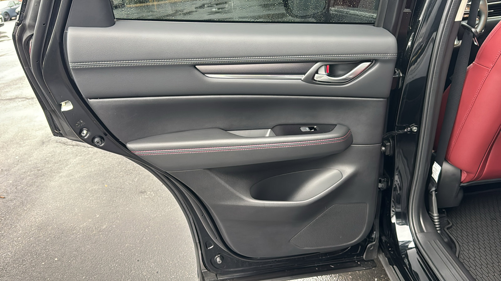 Certified 2025 MAZDA CX-5 Carbon Edition image 18