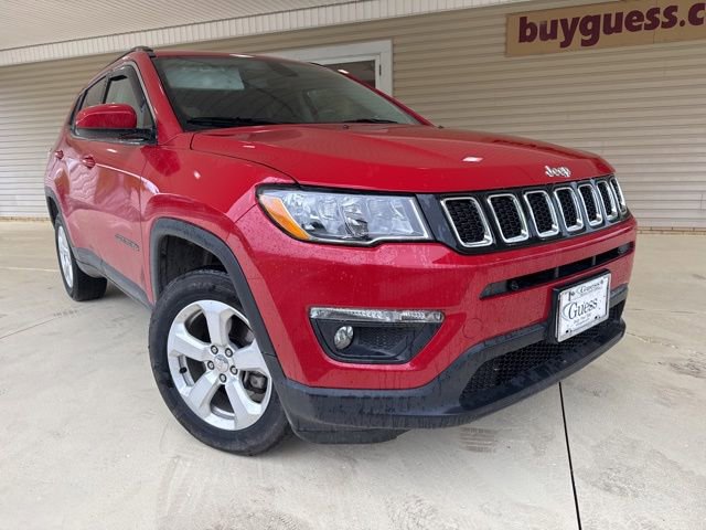 Used 2020 Jeep Compass Latitude AWD/4WD image 2