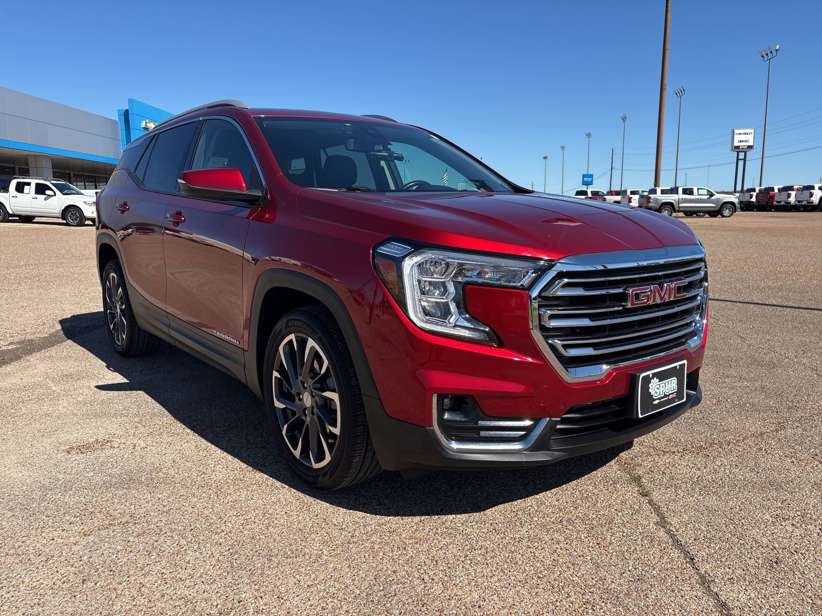 Certified 2022 GMC Terrain SLT w/ LPO, Floor Liner Package image 8