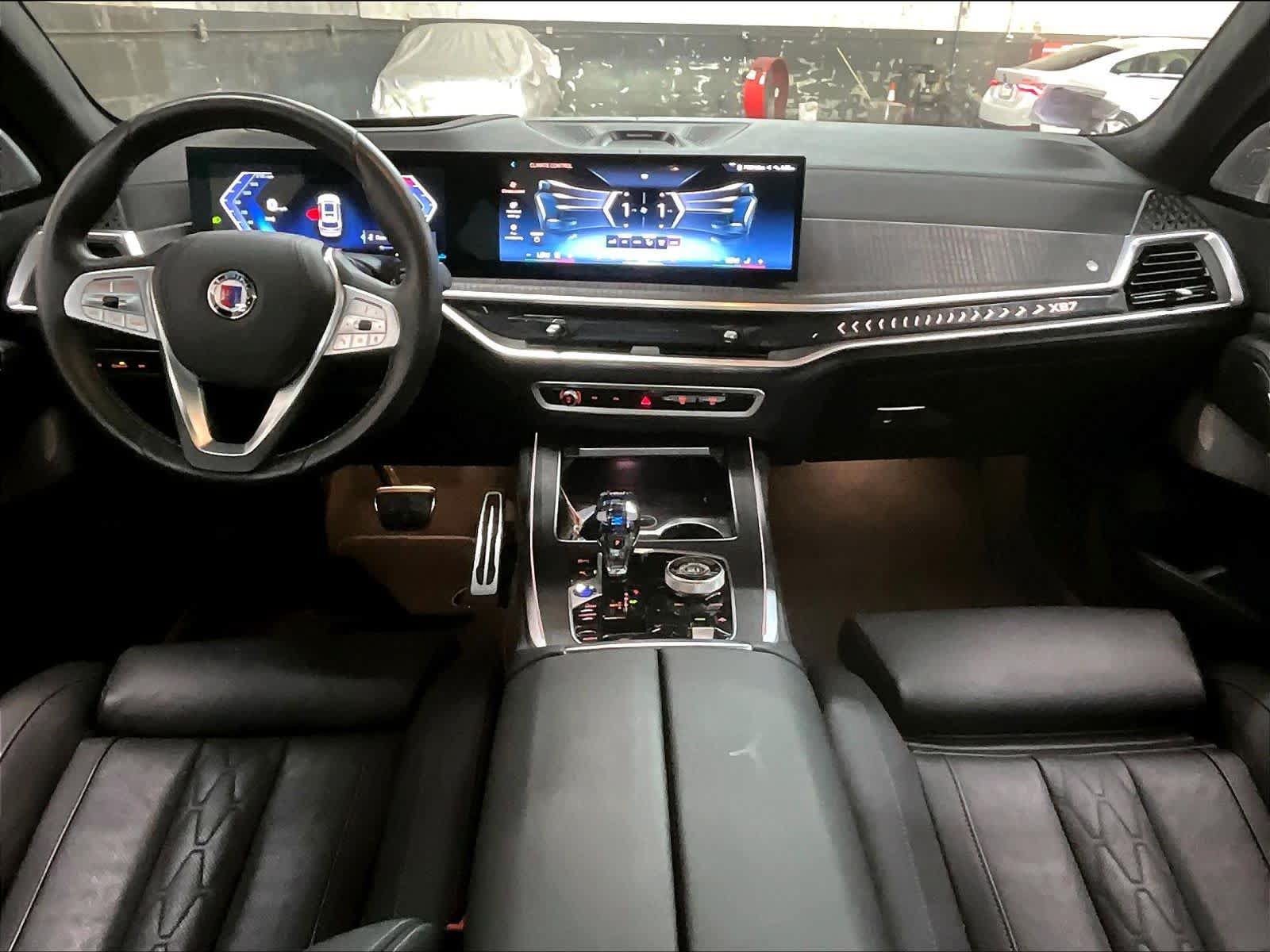 Used 2025 BMW ALPINA XB7 AWD/4WD image 18