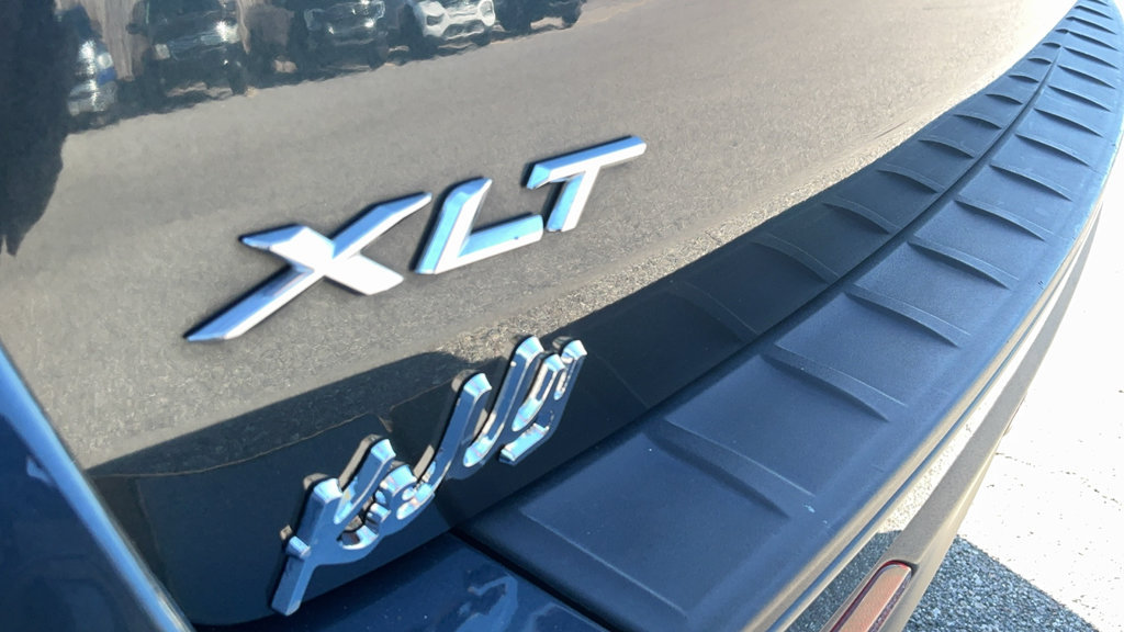Certified 2023 Ford Explorer XLT RWD image 19