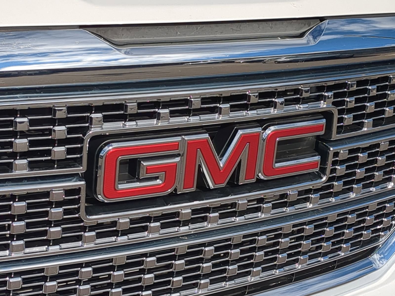 Used 2016 GMC Sierra 1500 Denali w/ Denali Ultimate Package image 16