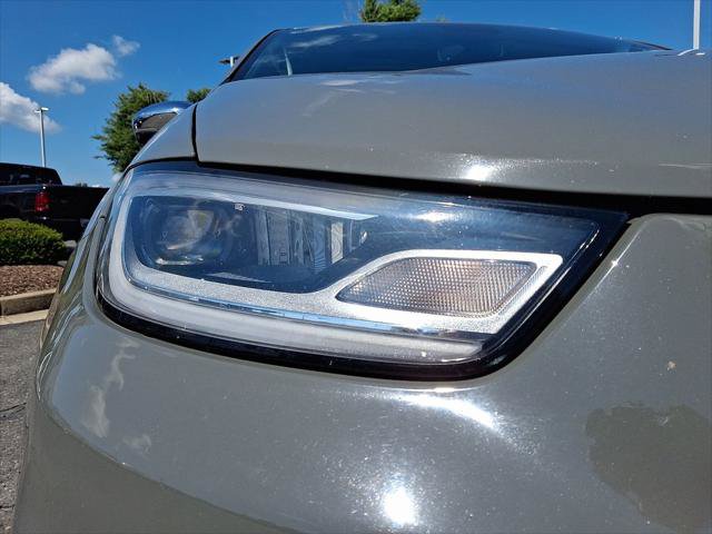 Certified 2023 Chrysler Pacifica Limited FWD image 9