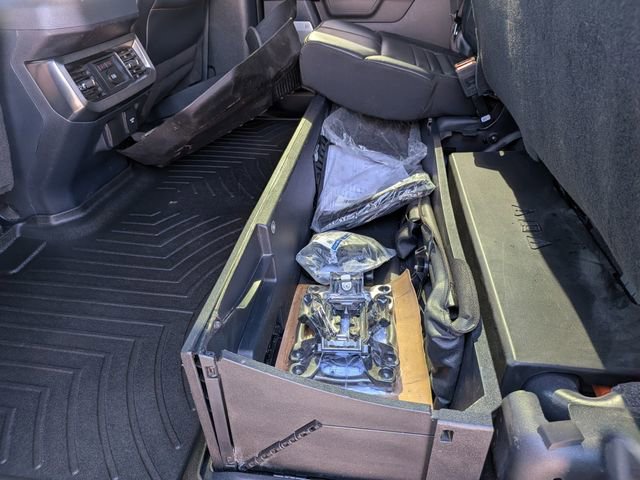 Used 2023 Ford F450 Platinum w/ FX4 Off-Road Package AWD/4WD image 23