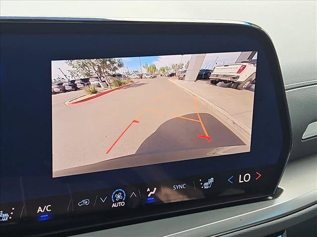 New 2027 Chevrolet Traverse LT FWD image 13