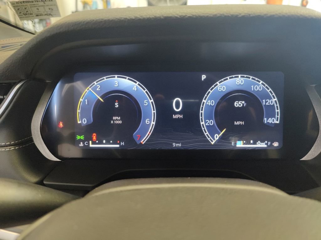 New 2025 Jeep Grand Cherokee Altitude image 20