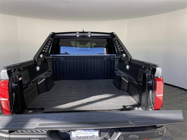 Used 2024 Toyota Tacoma Trailhunter image 8