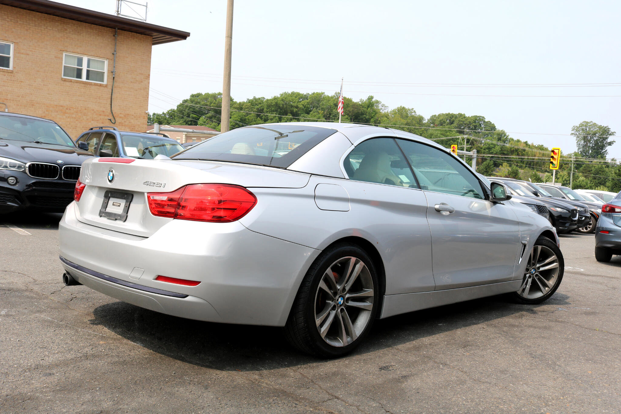 Used 2016 BMW 428i Convertible image 2