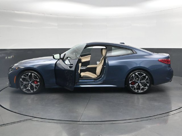 New 2026 BMW 430i xDrive Coupe w/ M Sport Package AWD/4WD image 39