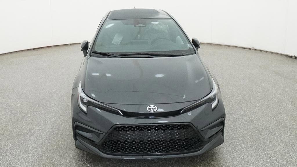 Used 2026 Toyota Corolla SE FWD image 13