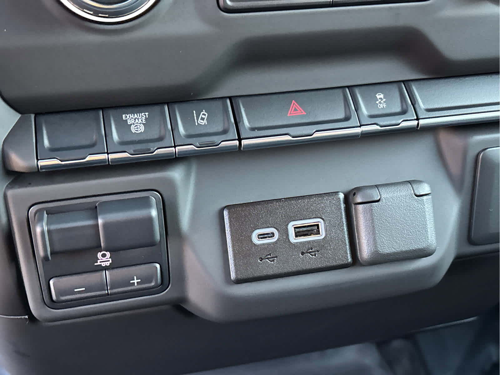 Used 2025 Chevrolet Silverado 3500 W/T w/ WT Convenience Package image 28