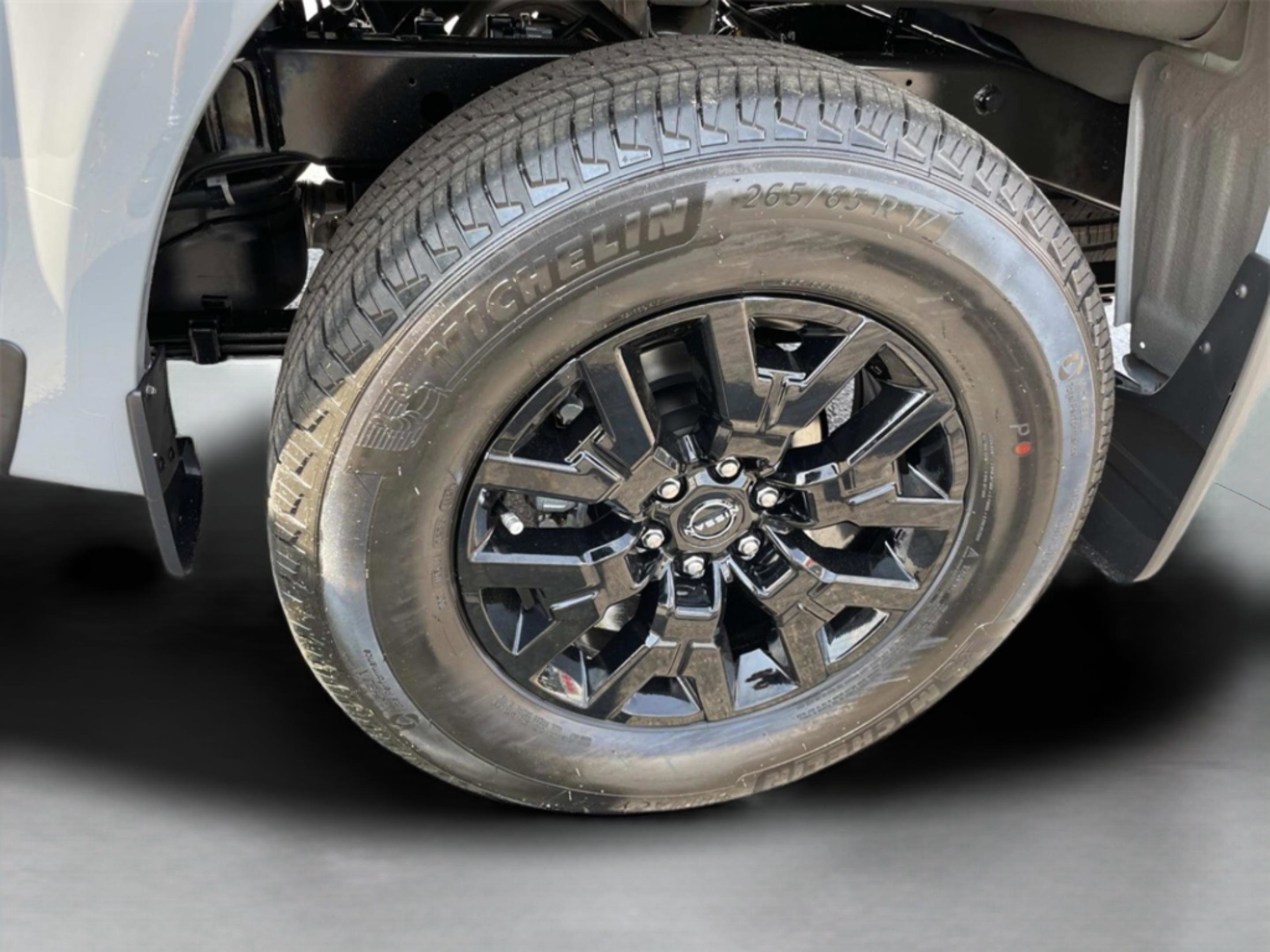 New 2026 Nissan Frontier SV image 10