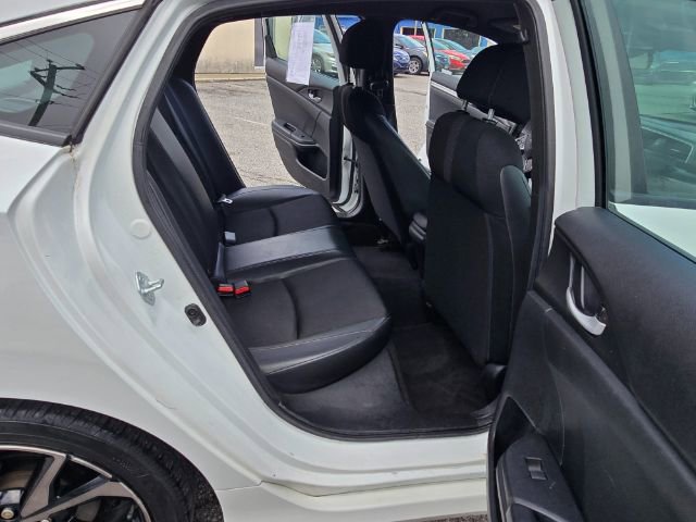 Used 2021 Honda Civic Sport image 12