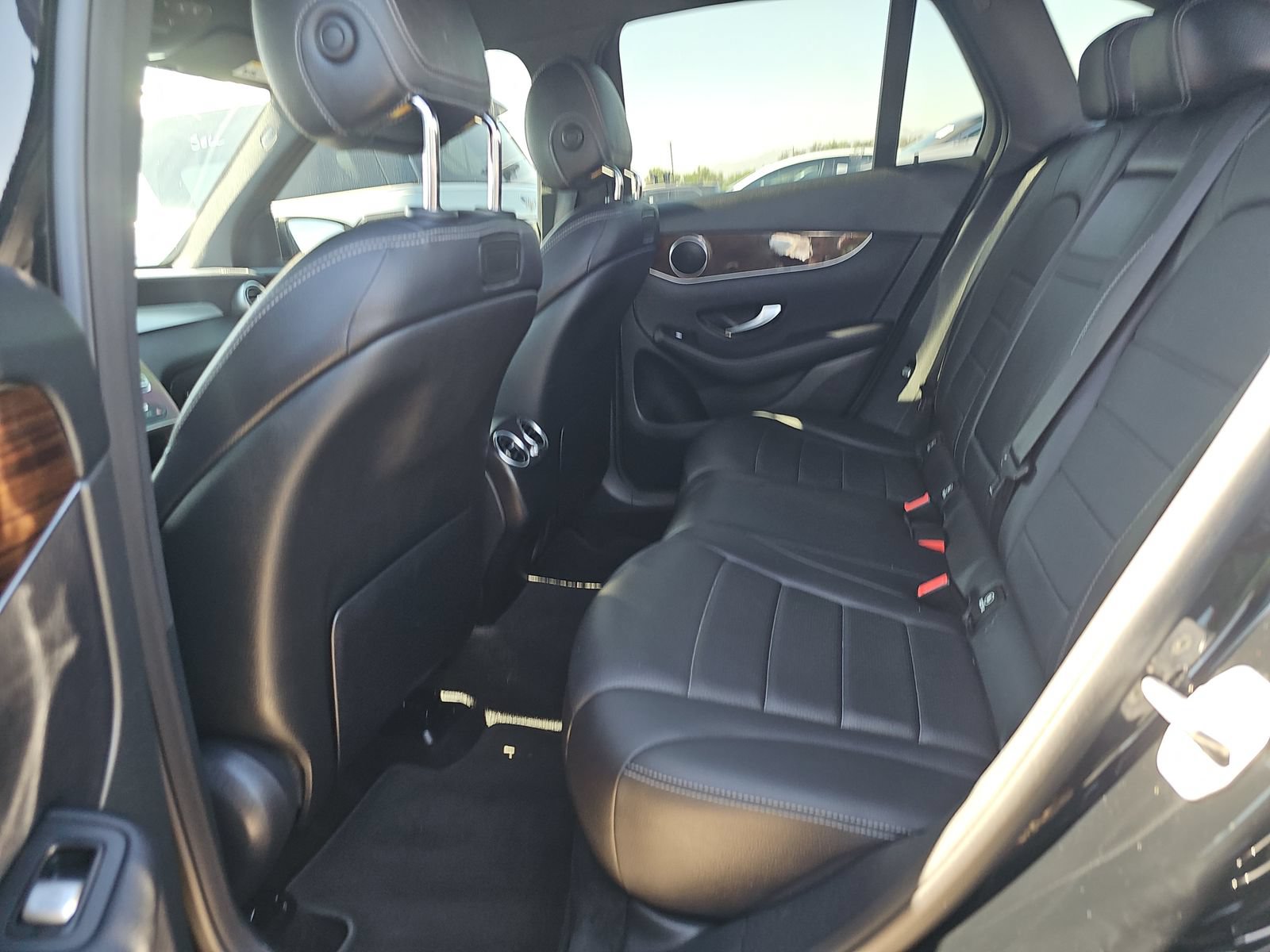 Used 2018 Mercedes-Benz GLC 300 image 14