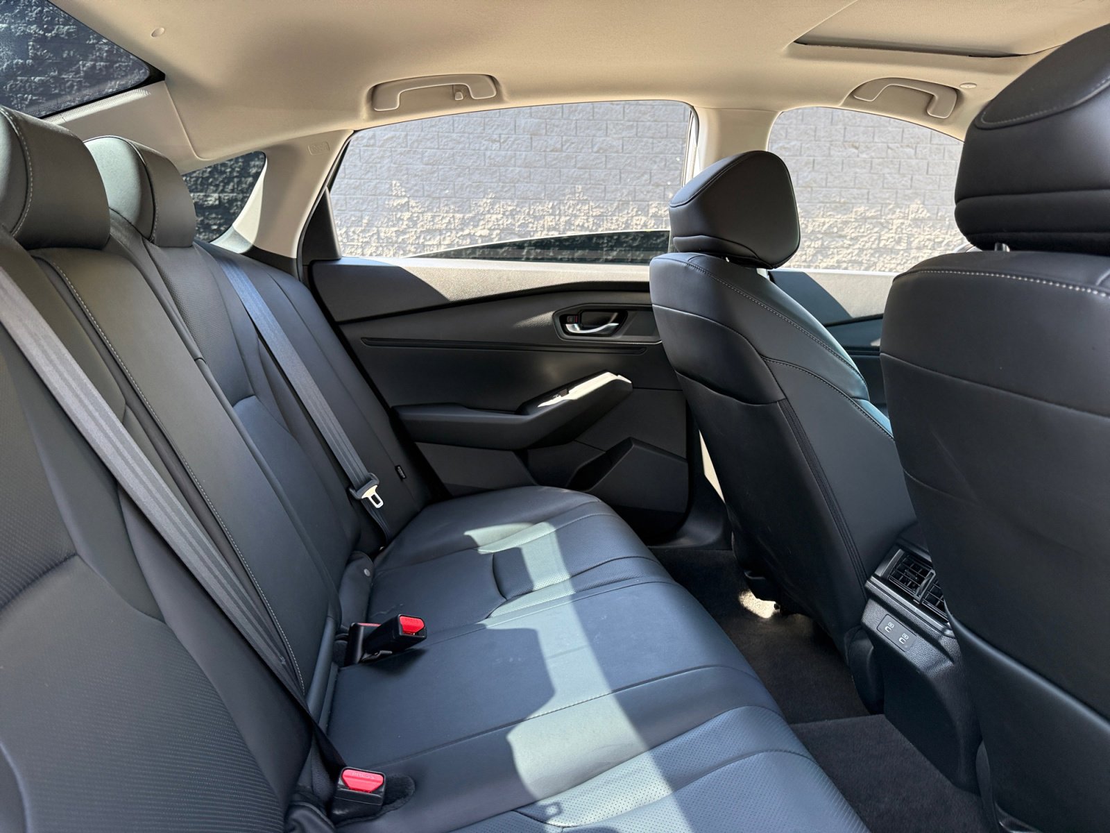 Used 2023 Honda Accord EX-L image 17