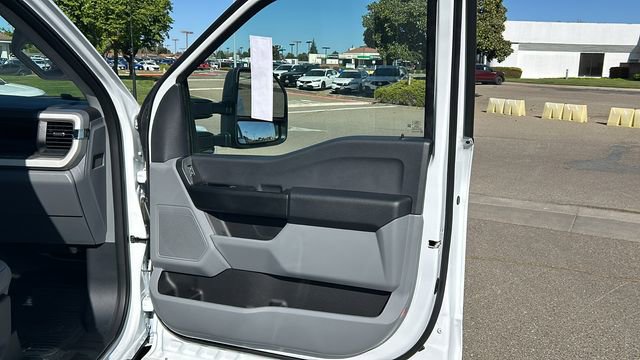 New 2026 Ford F350 XL w/ XL Chrome Package image 14