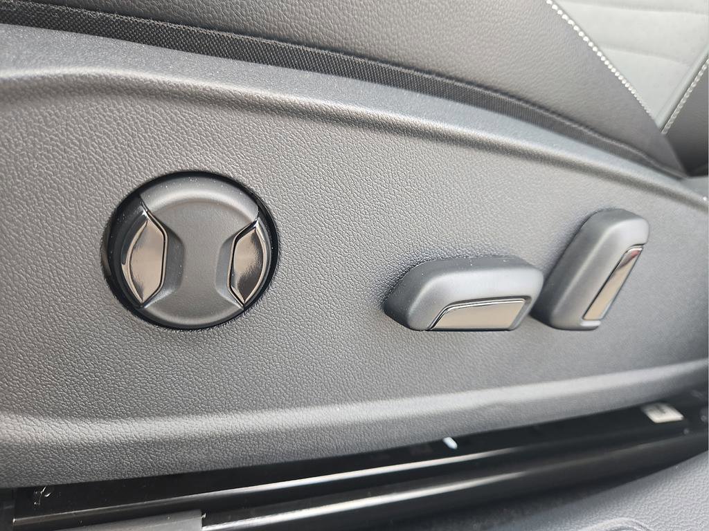 New 2026 Volkswagen Jetta SE image 17