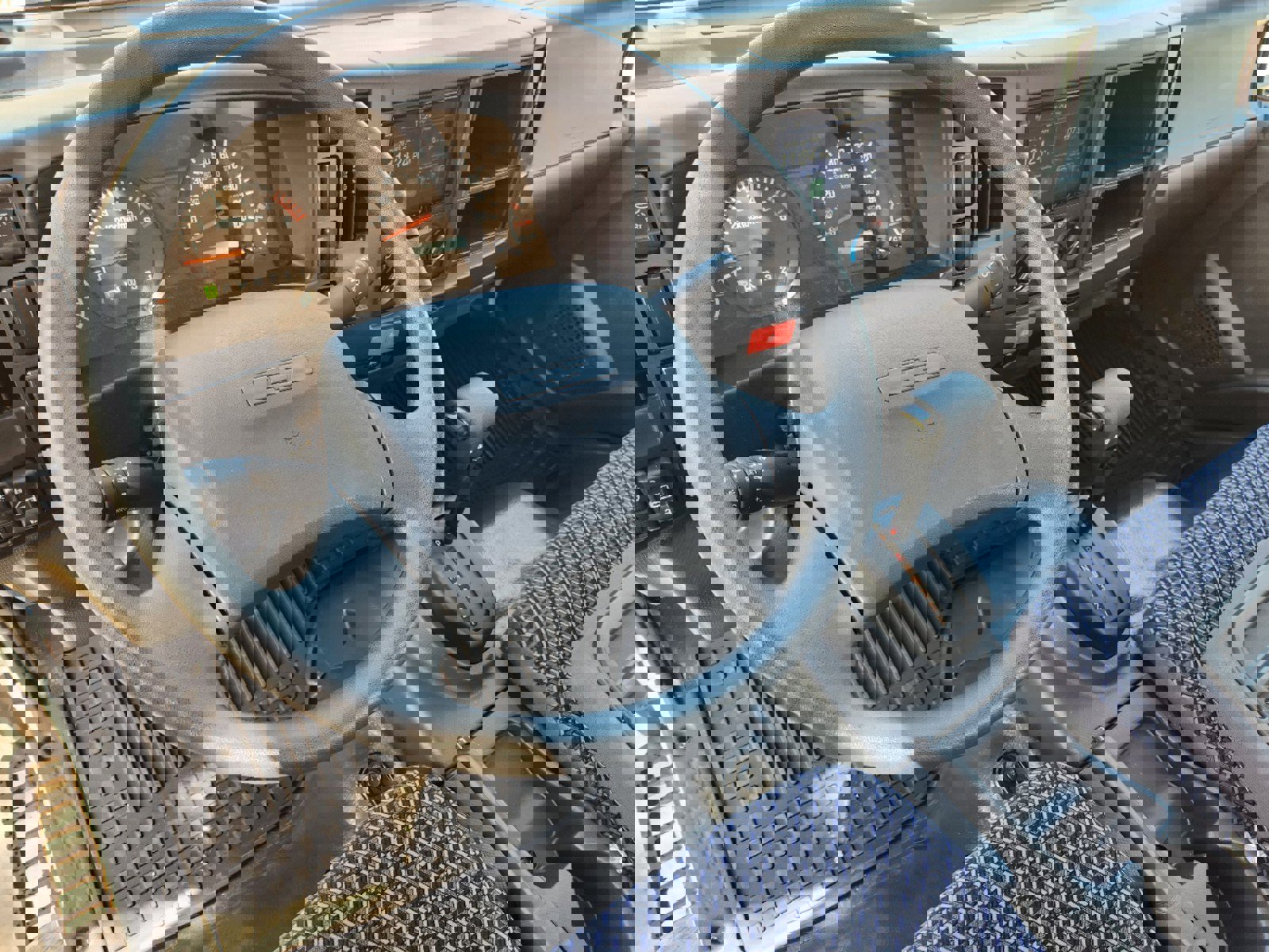 New 2025 Chevrolet Low Cab Forward 5500XG image 29