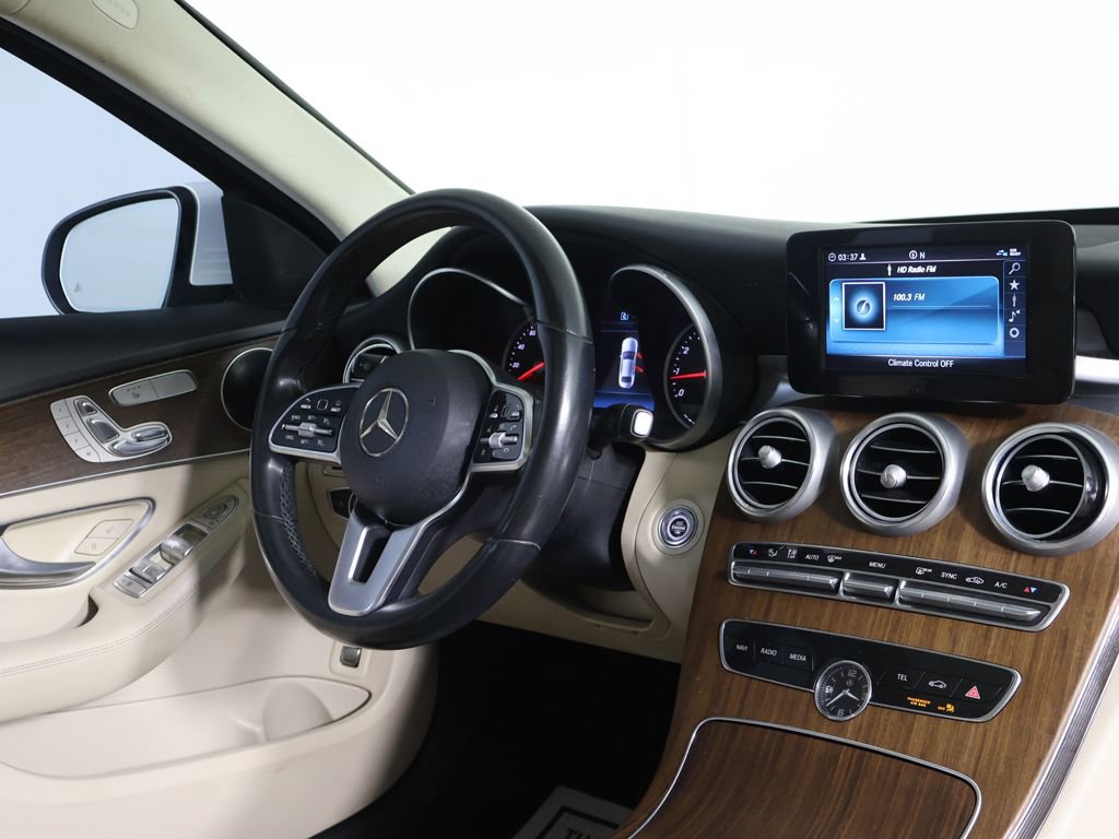 Used 2019 Mercedes-Benz C 300 4MATIC Sedan image 32