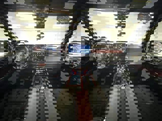 Used 2023 Lincoln Navigator Reserve image 21