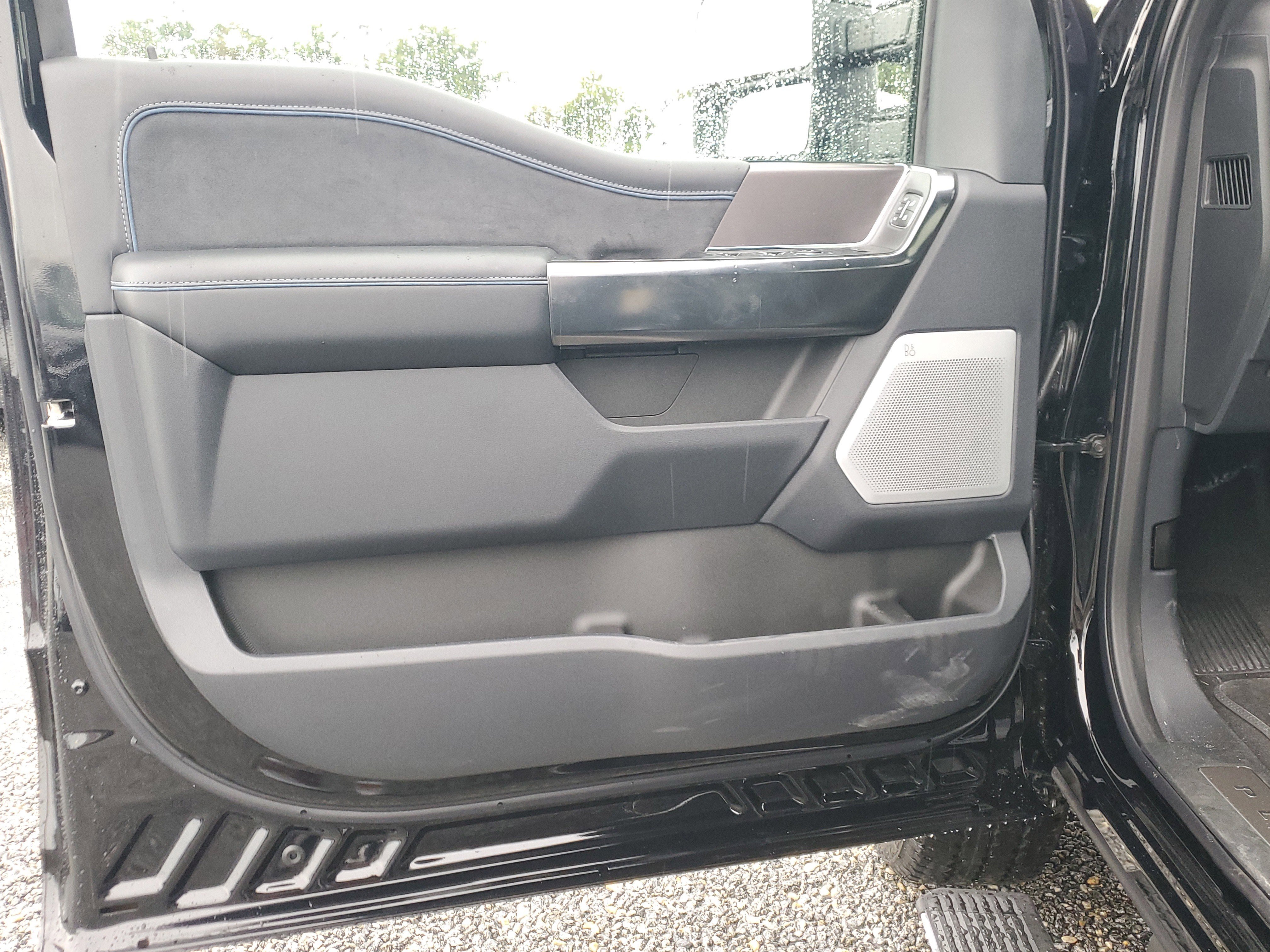 New 2026 Ford F350 Platinum w/ FX4 Off-Road Package image 16