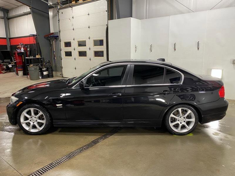 Used 2011 BMW 335i xDrive Sedan image 8