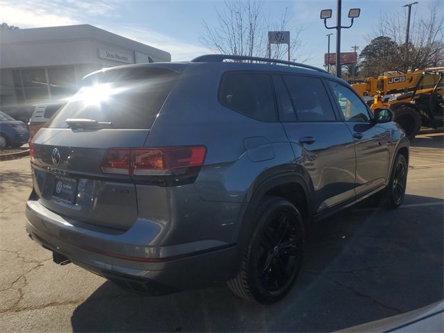 Certified 2023 Volkswagen Atlas SEL R-Line image 4