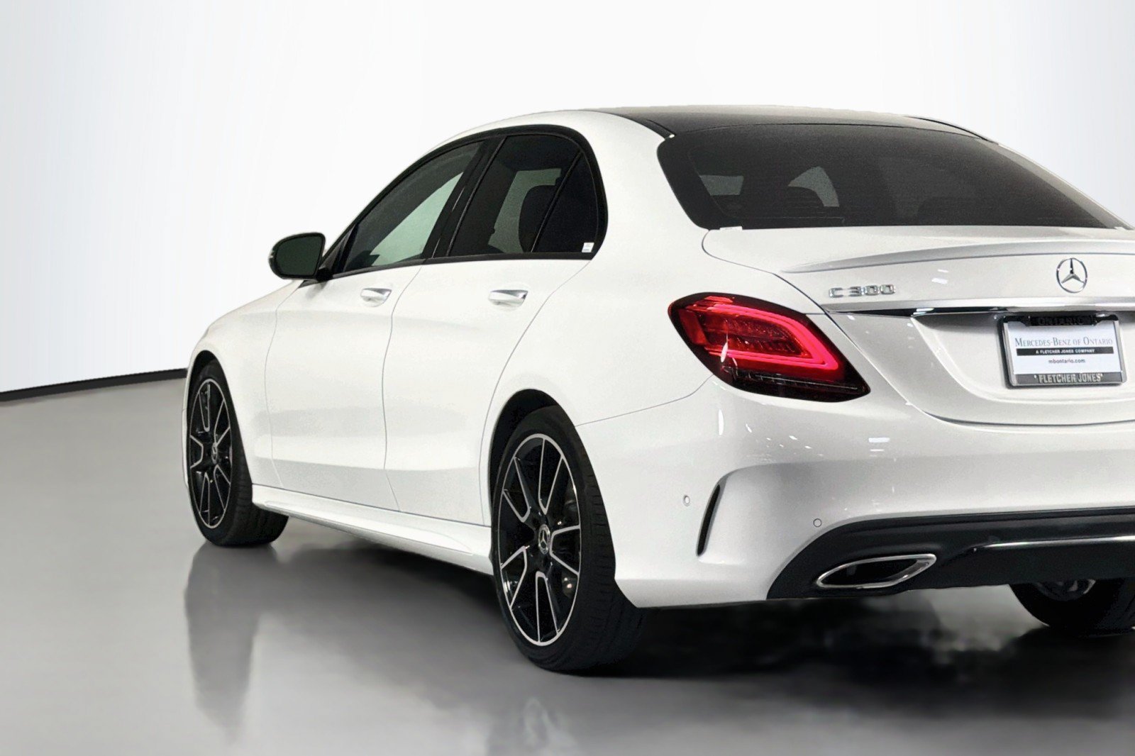Used 2020 Mercedes-Benz C 300 Sedan image 17