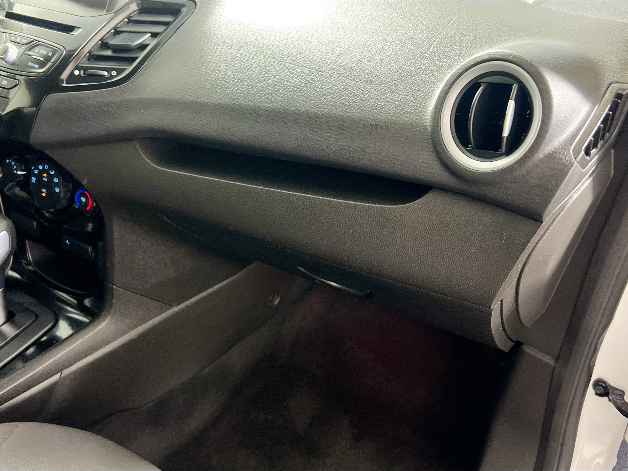 Used 2019 Ford Fiesta ST-Line FWD image 32