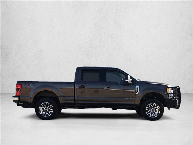 Used 2017 Ford F250 Lariat w/ Lariat Value Package image 4