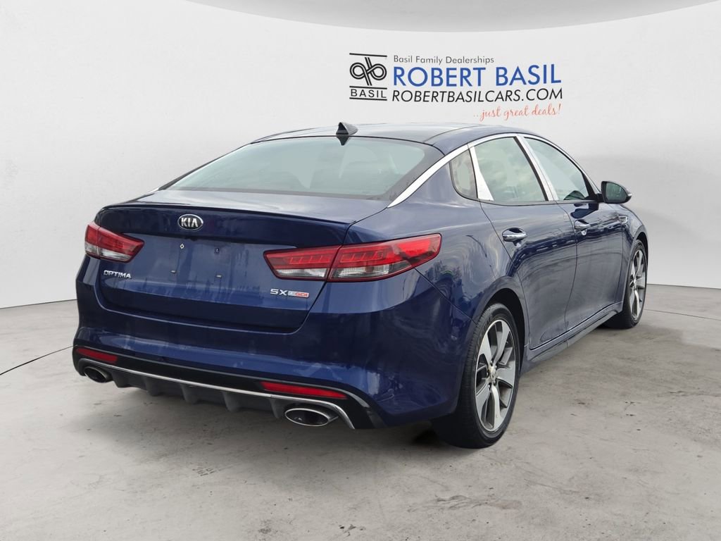 Used 2018 Kia Optima SX image 4