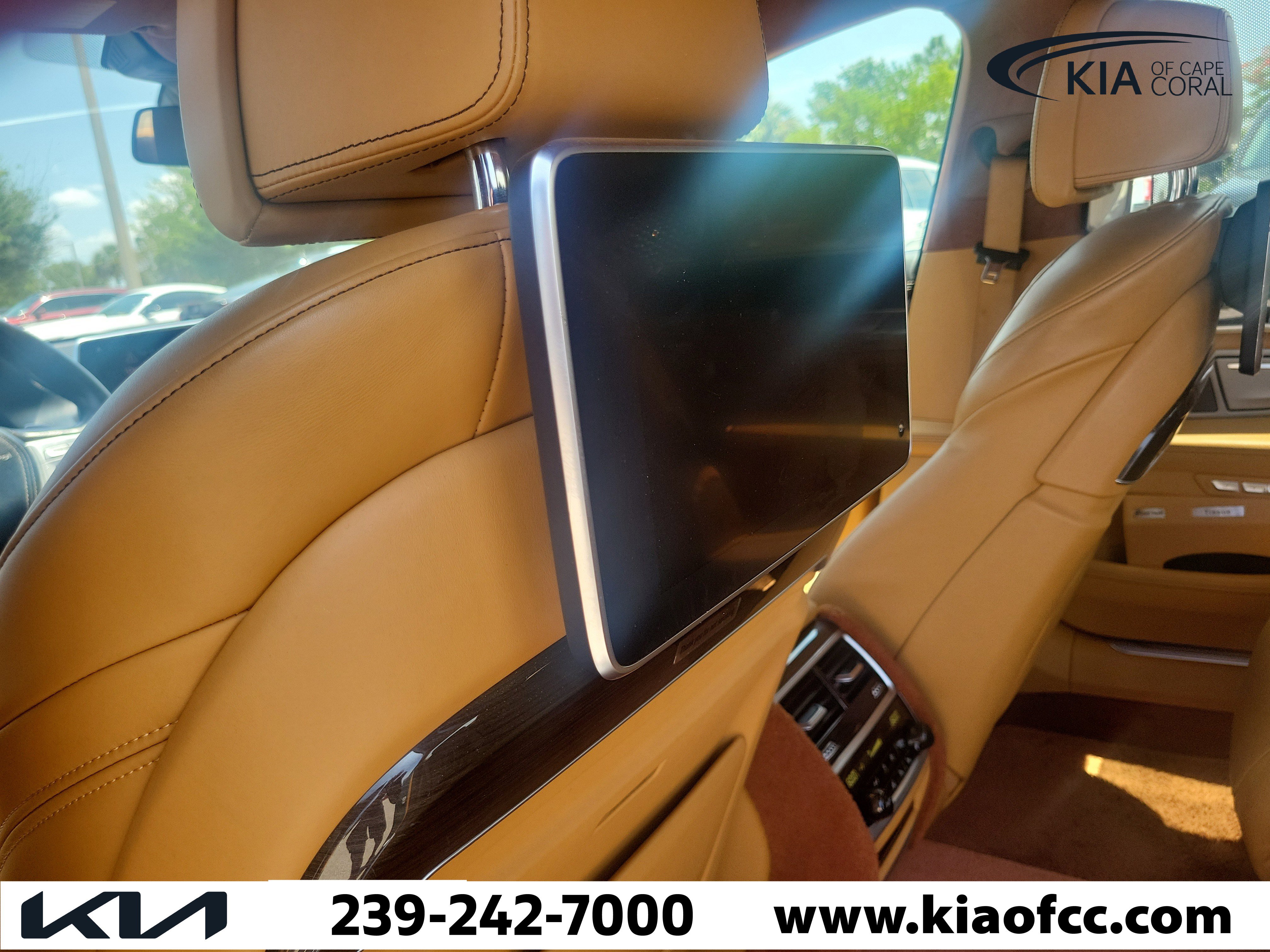 Used 2018 BMW 750i xDrive AWD/4WD image 15