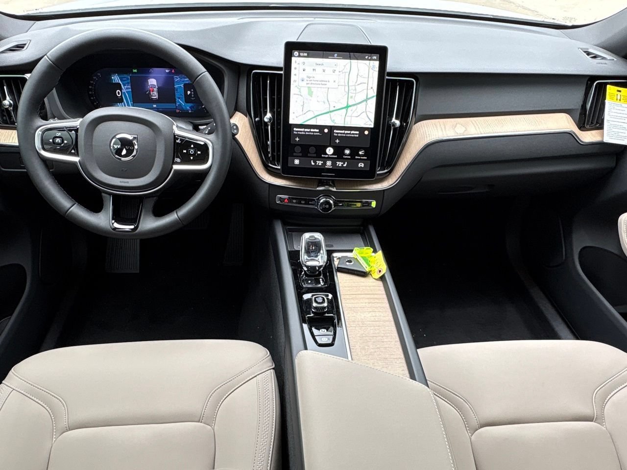 New 2026 Volvo XC60 B5 Core AWD/4WD image 10