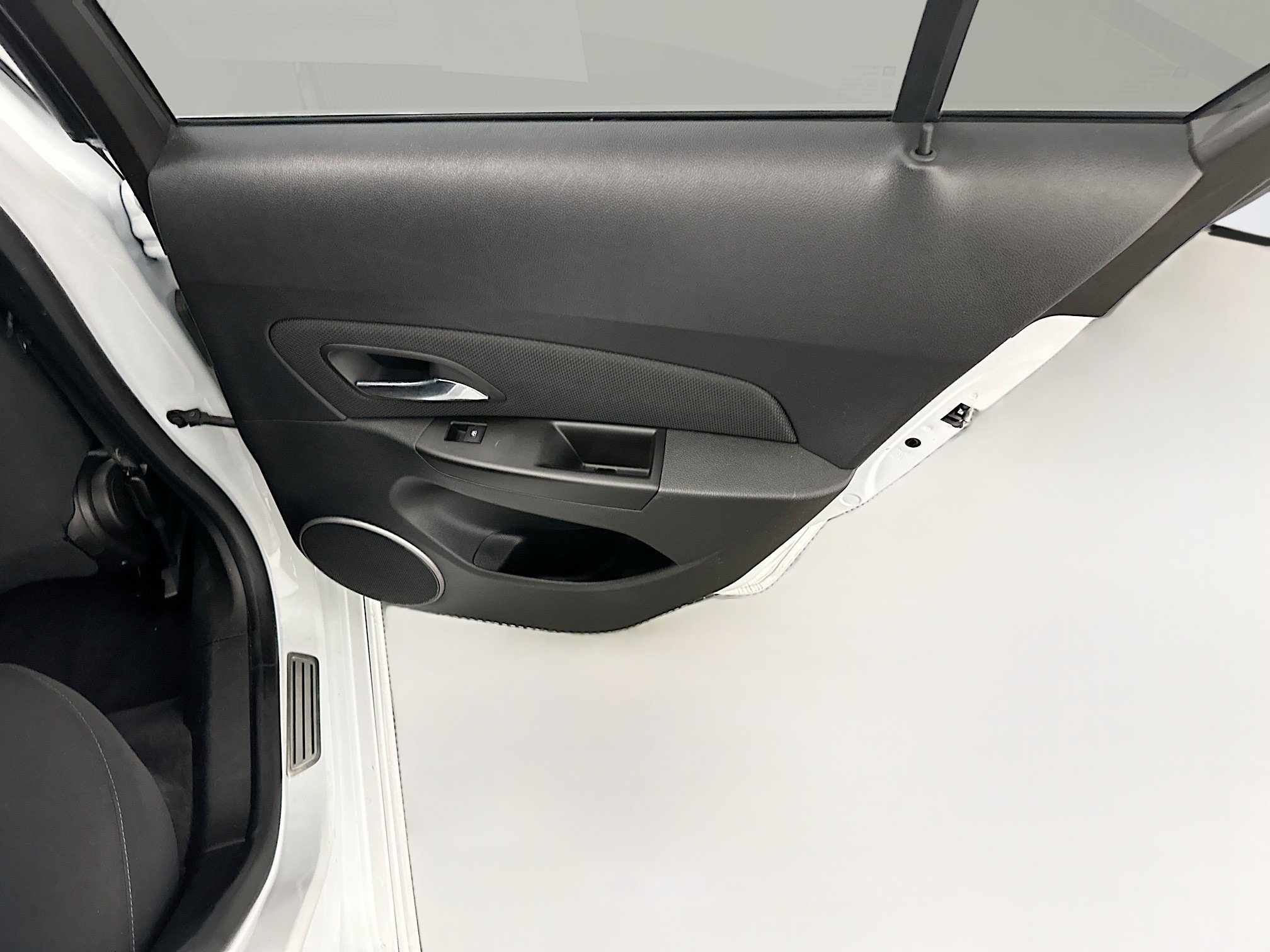 Used 2014 Chevrolet Cruze LT w/ All-Star Edition FWD image 30