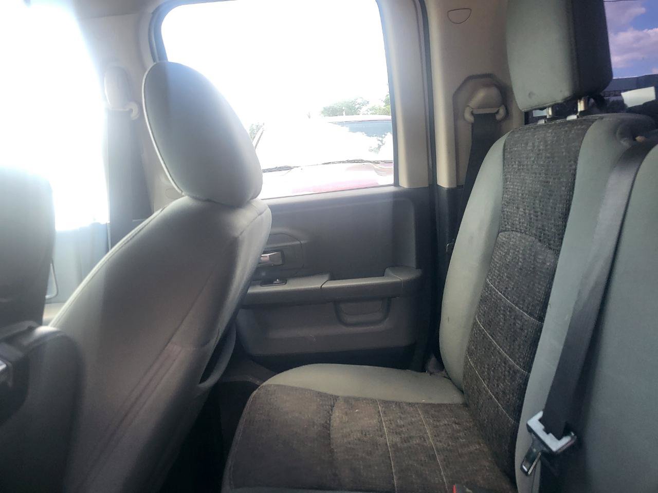 Used 2016 RAM 1500 Big Horn RWD image 4