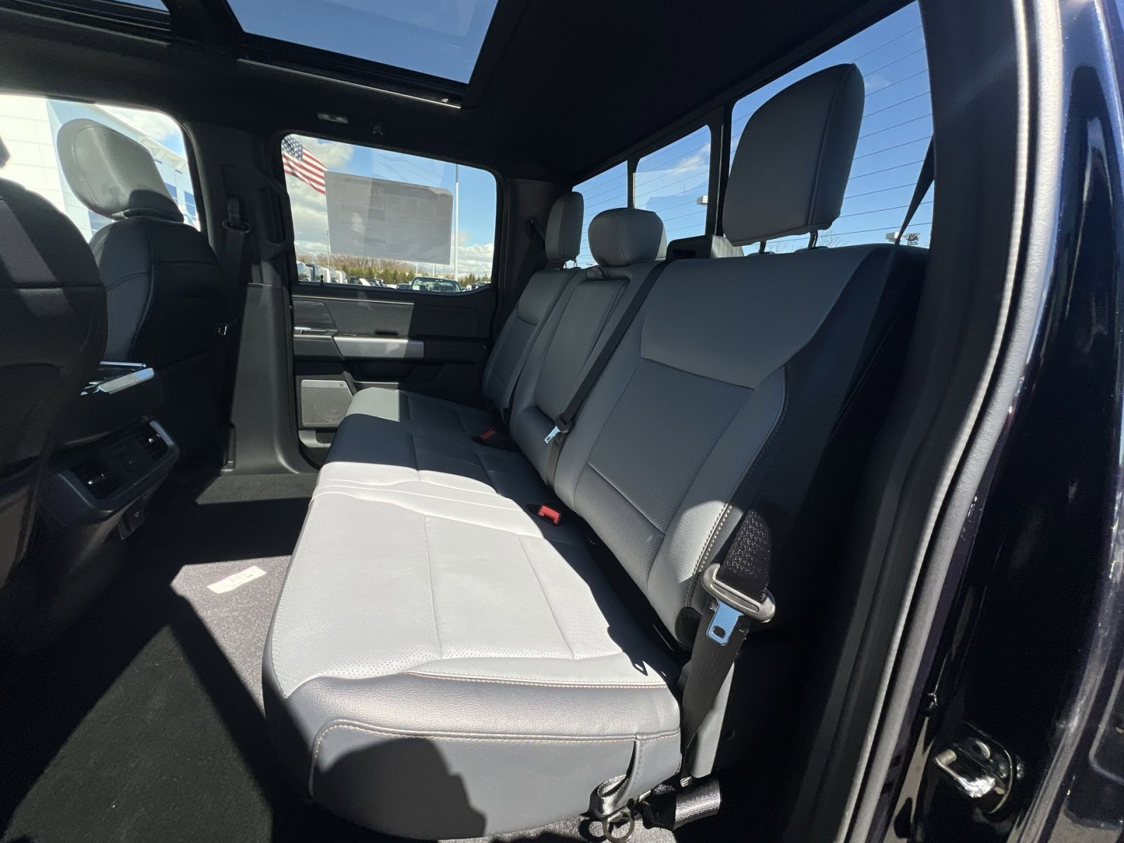 New 2025 Ford F150 Lightning Lariat image 25