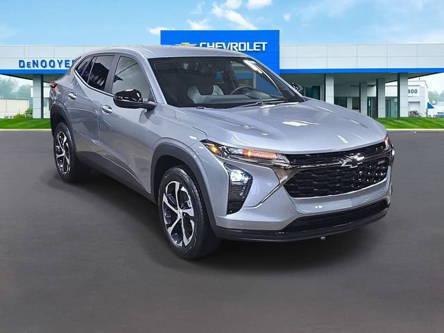 New 2026 Chevrolet Trax RS w/ Driver Confidence Package image 4