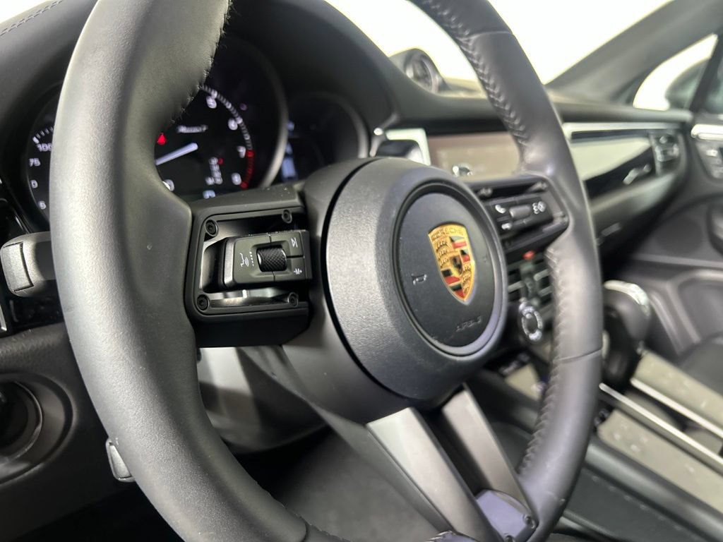 Certified 2026 Porsche Macan Turbo AWD/4WD image 25