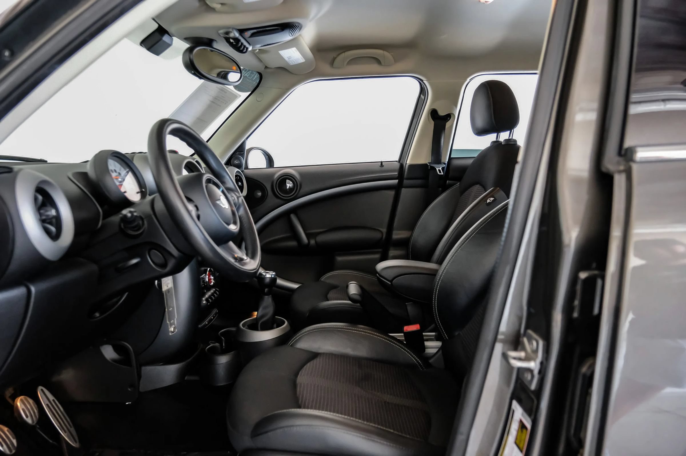 Used 2012 MINI Cooper Countryman S FWD image 3
