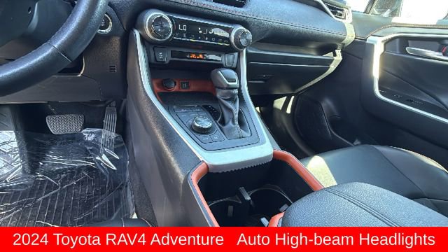 Used 2024 Toyota RAV4 Adventure image 13