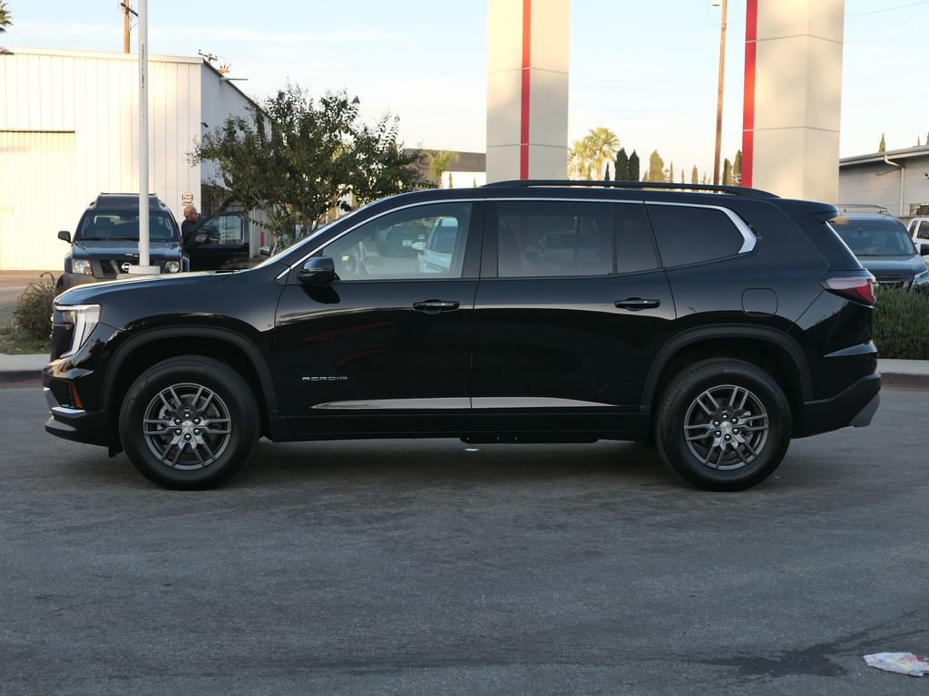 Used 2025 GMC Acadia Elevation image 6