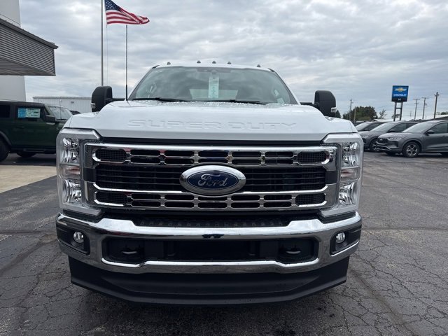 New 2026 Ford F350 XLT w/ Snow Plow/Camper Package image 9