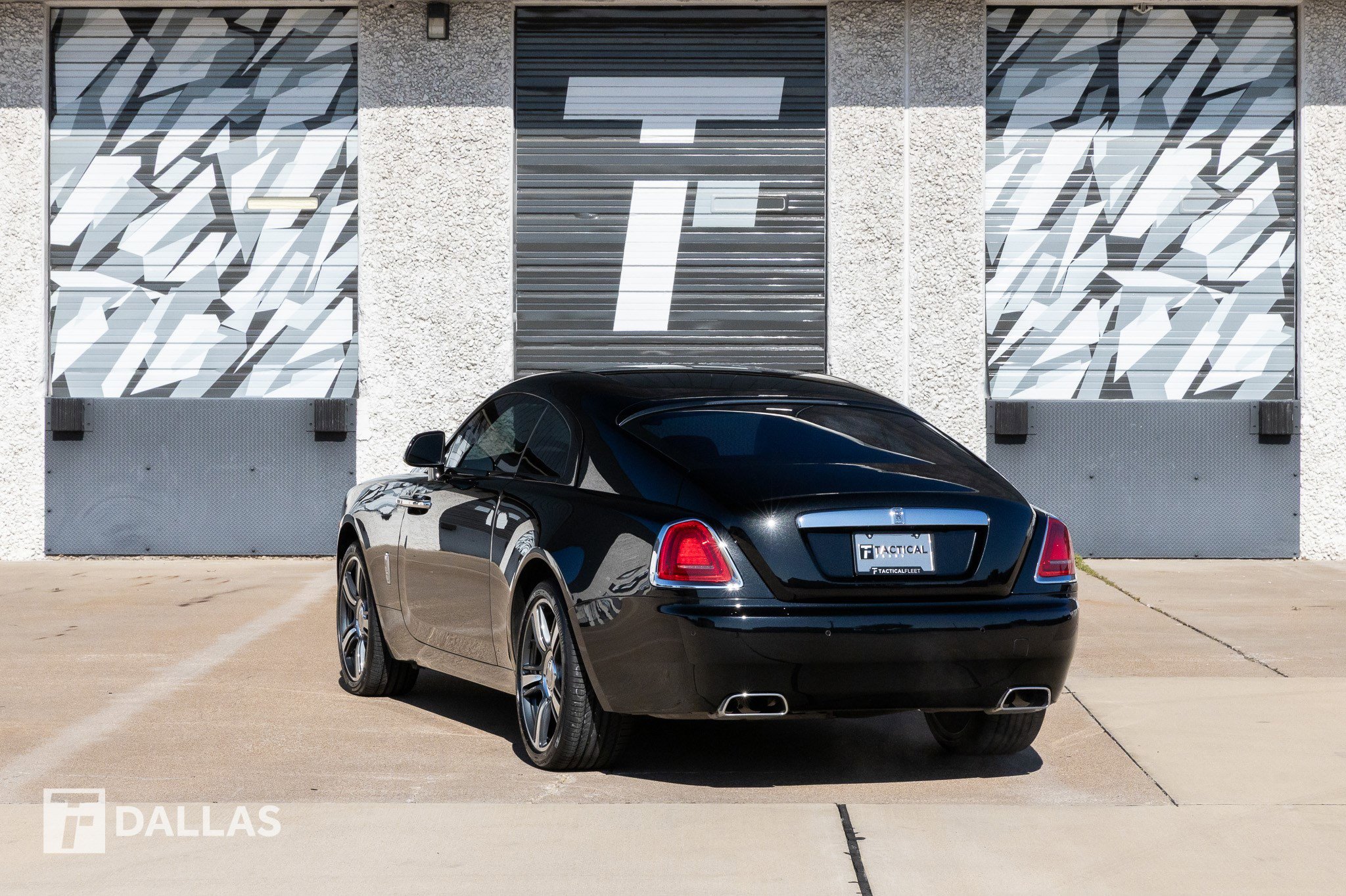 Used 2017 Rolls-Royce Wraith image 12