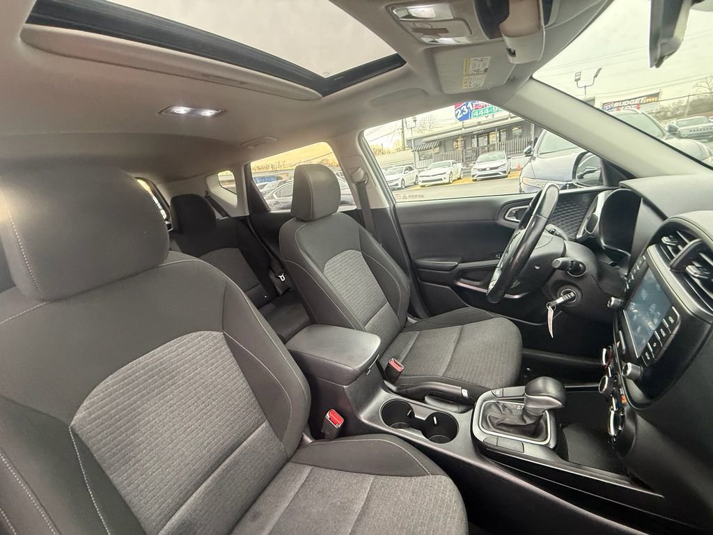 Used 2021 Kia Soul GT-Line image 23