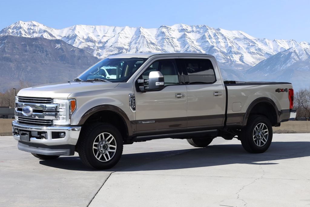 Used 2017 Ford F350 Lariat w/ Lariat Ultimate Package AWD/4WD image 2